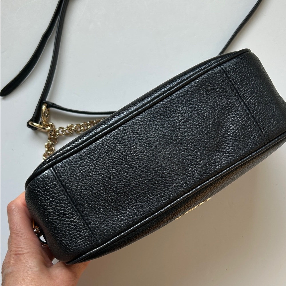 Coach Isla Black Camera Crossbody Bag - Picture 9 of 12